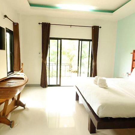 Baan Reenaa Lanta Koh Lanta Luaran gambar