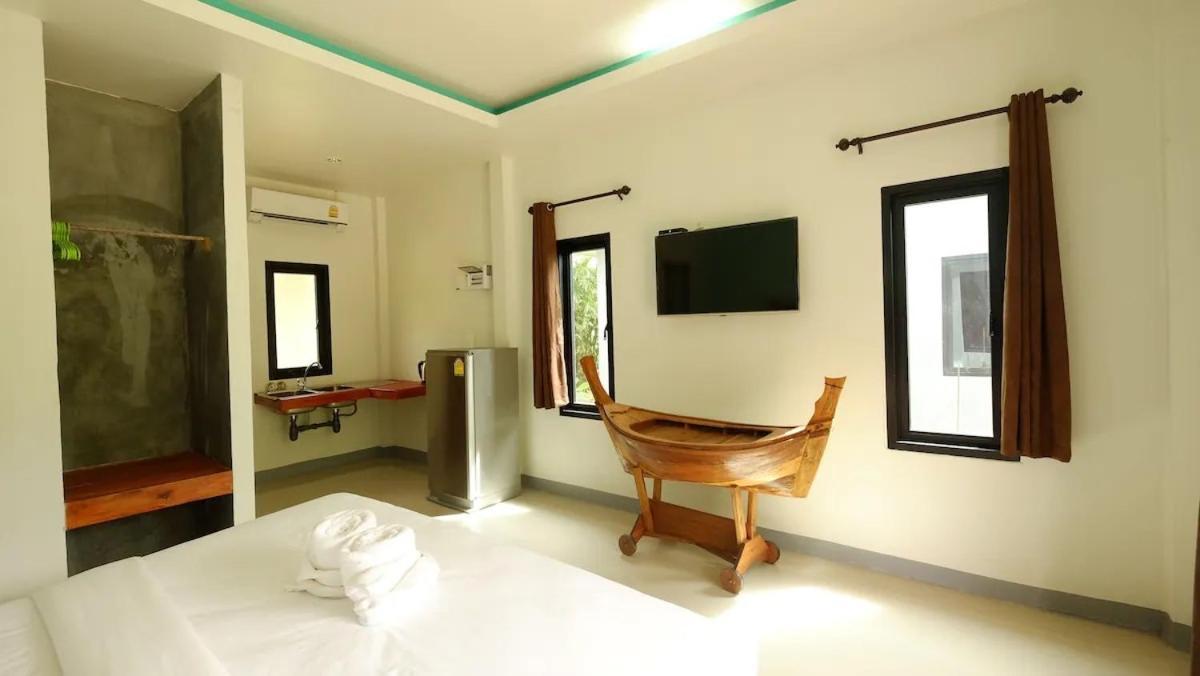 Baan Reenaa Lanta Koh Lanta Luaran gambar