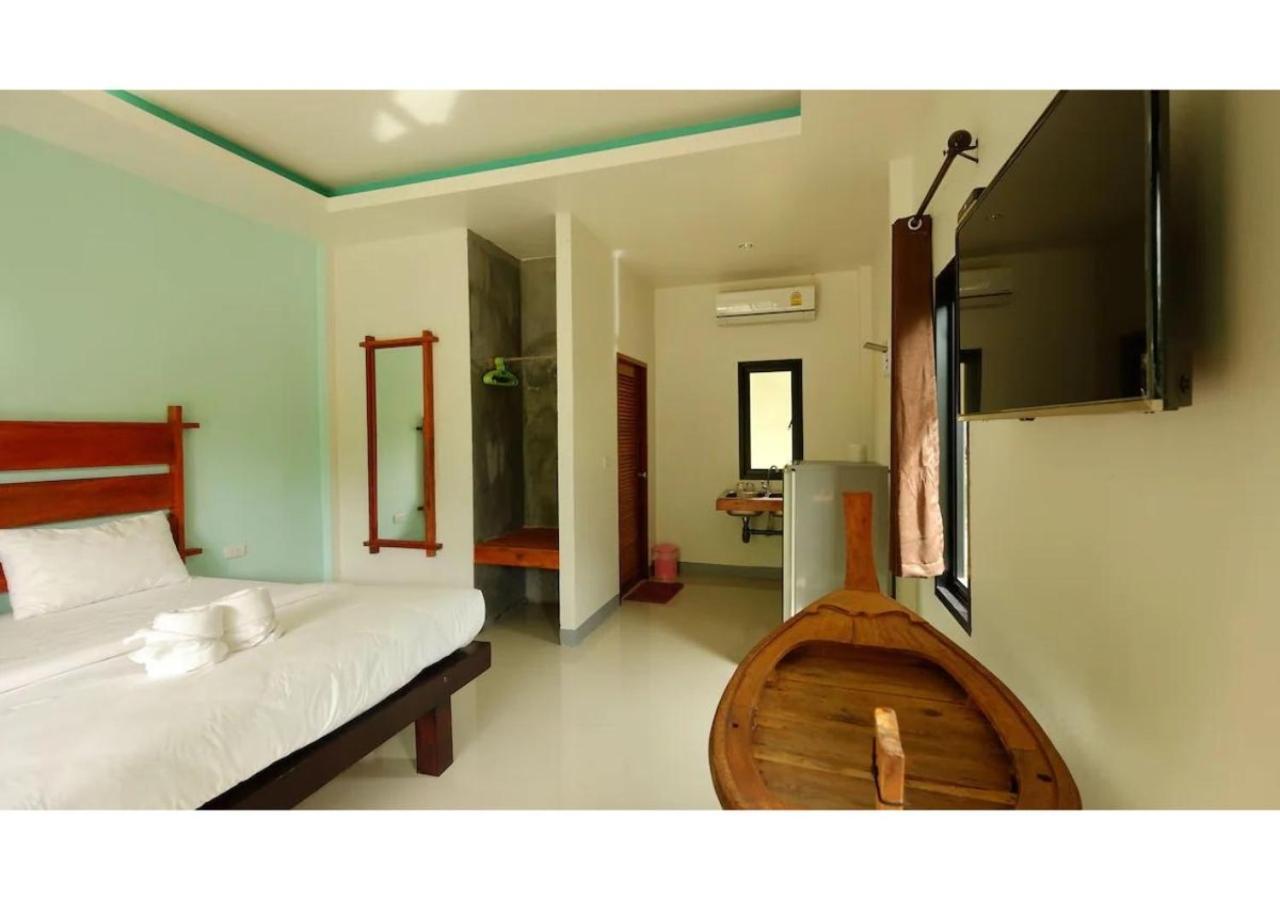 Baan Reenaa Lanta Koh Lanta Luaran gambar