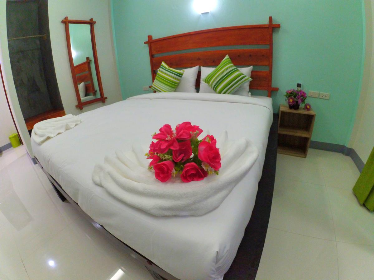 Baan Reenaa Lanta Koh Lanta Luaran gambar