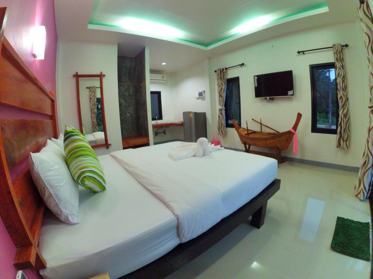 Baan Reenaa Lanta Koh Lanta Luaran gambar