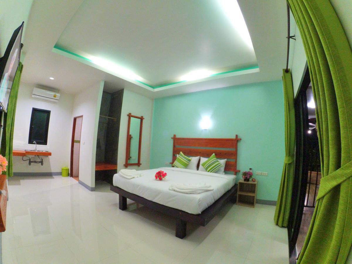 Baan Reenaa Lanta Koh Lanta Luaran gambar