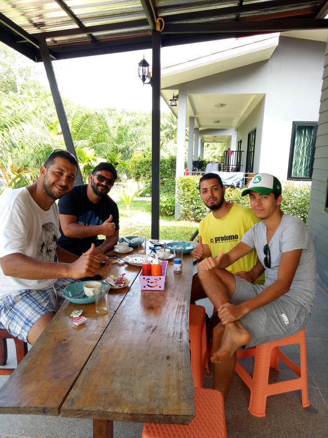 Baan Reenaa Lanta Koh Lanta Luaran gambar