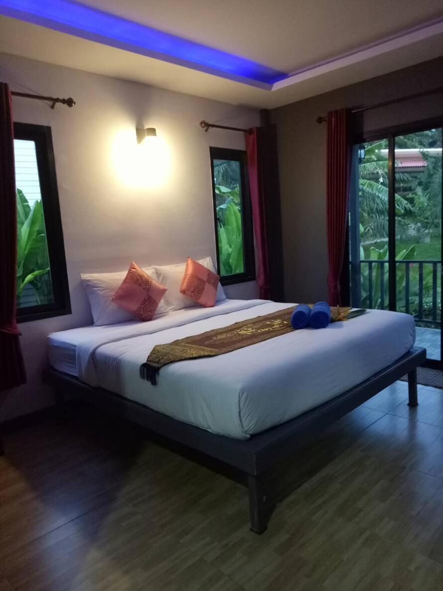 Baan Reenaa Lanta Koh Lanta Luaran gambar