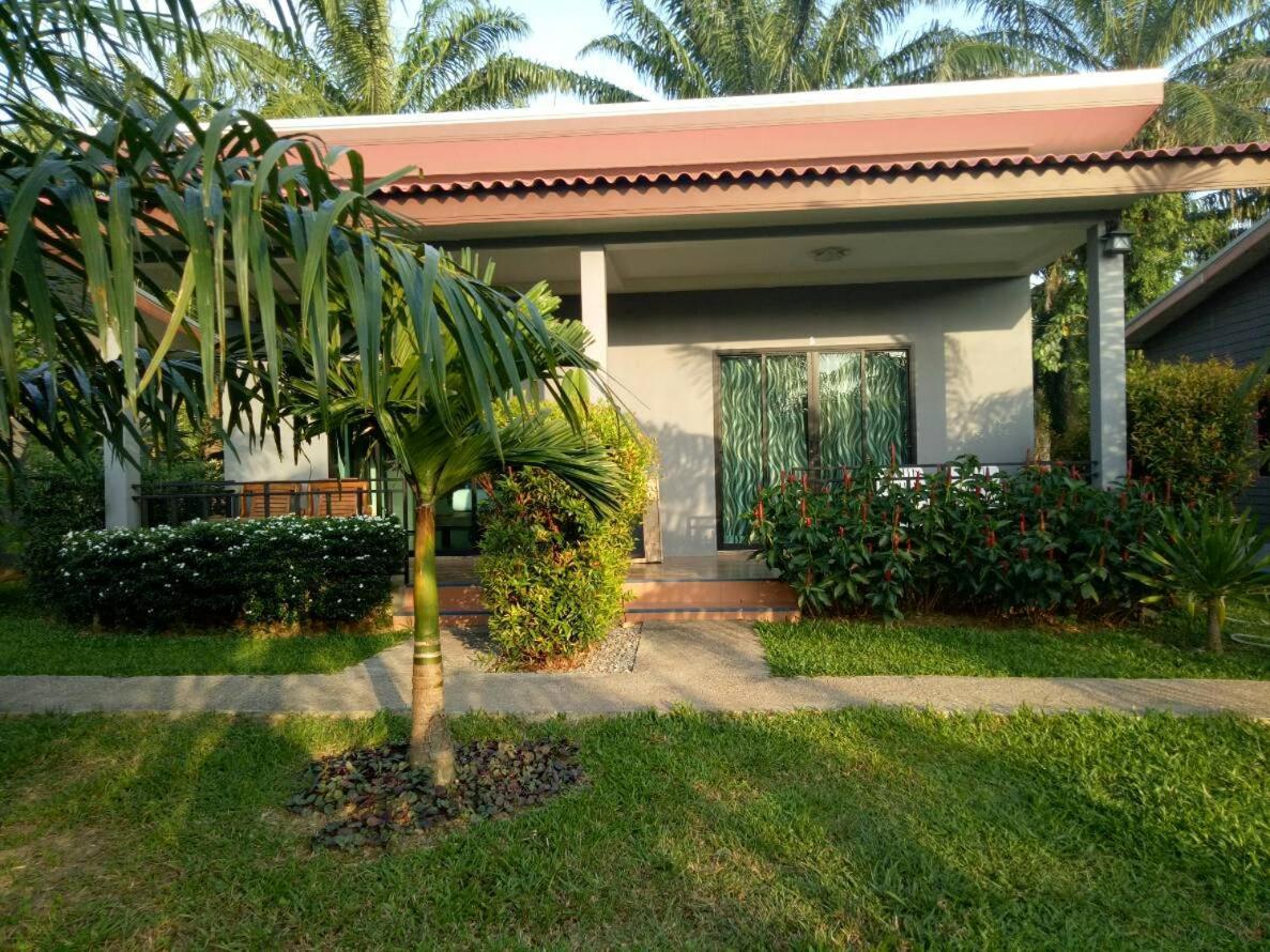 Baan Reenaa Lanta Koh Lanta Luaran gambar